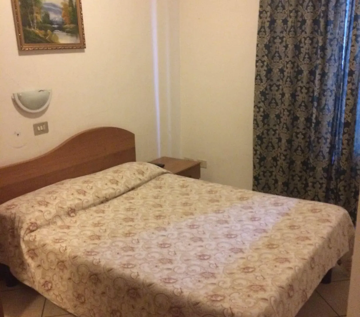 Hotel Adelchi Milan 0*,  Italie
