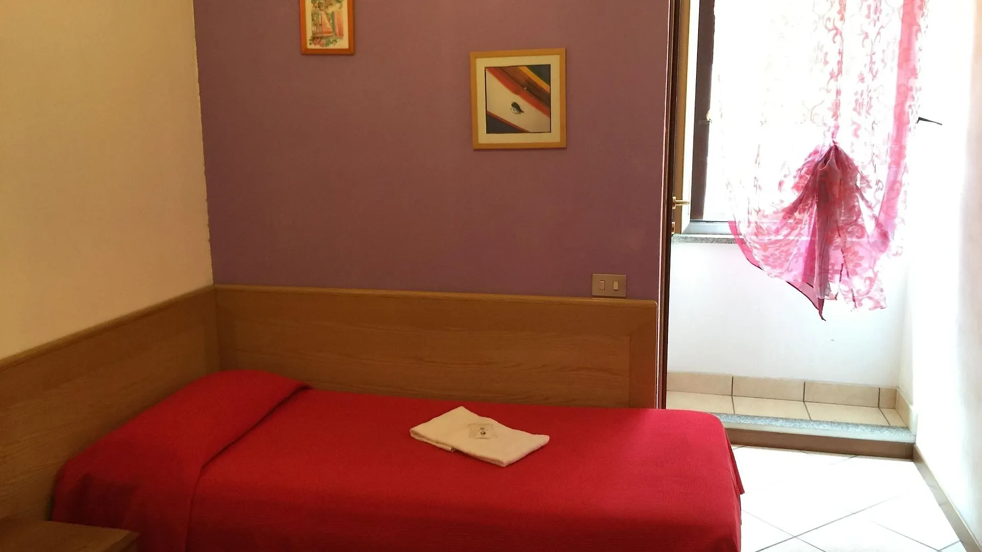 Hotel Adelchi Milan 0*,